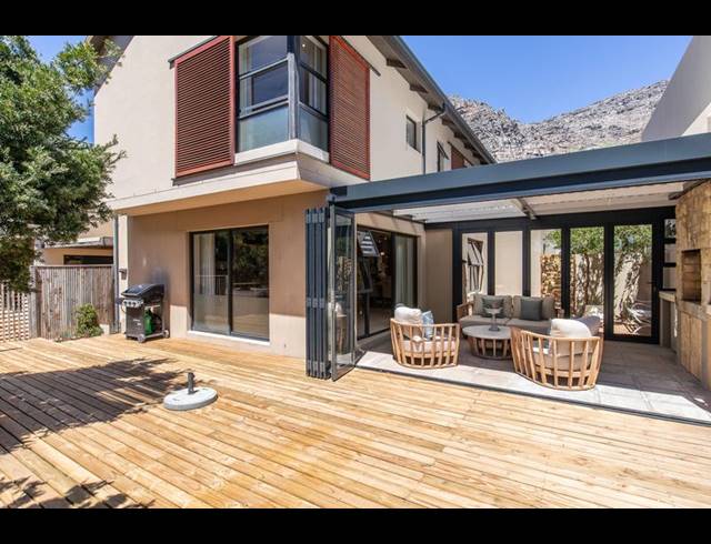 3 BEDROOM HOUSE FOR SALE IN STONEHURST MOUNTAIN ESTATE